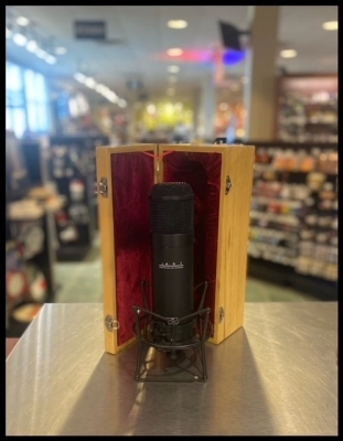 ART Pro Audio - T4 ART